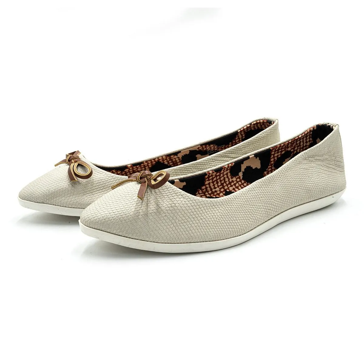 Avon Sole Sensation Alexa Ballerinas Leather White Colour For Women