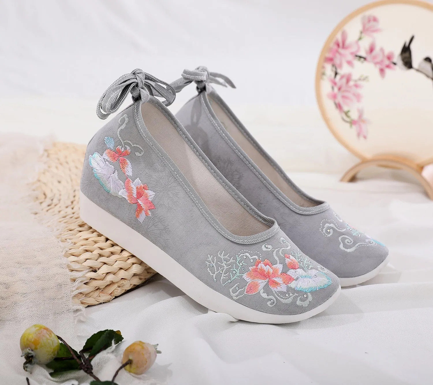 For Han Chinese Clothing Round Head Female Canvas Shoes