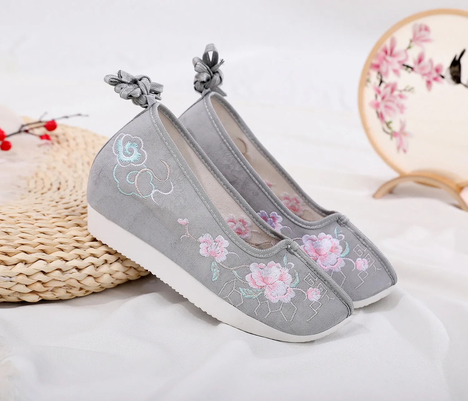 For Han Chinese Clothing Round Head Female Canvas Shoes