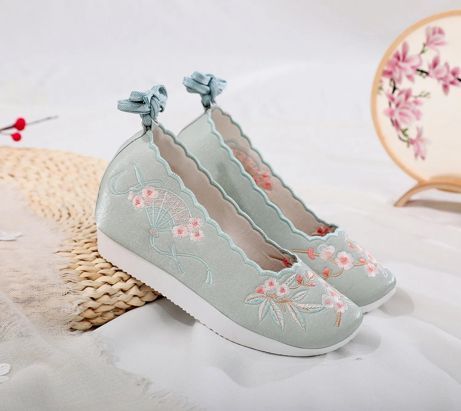 For Han Chinese Clothing Round Head Female Canvas Shoes