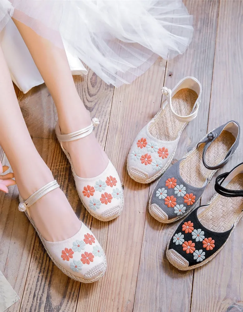 Handmade Daisy Embroidery Comfortable Flat Shoes