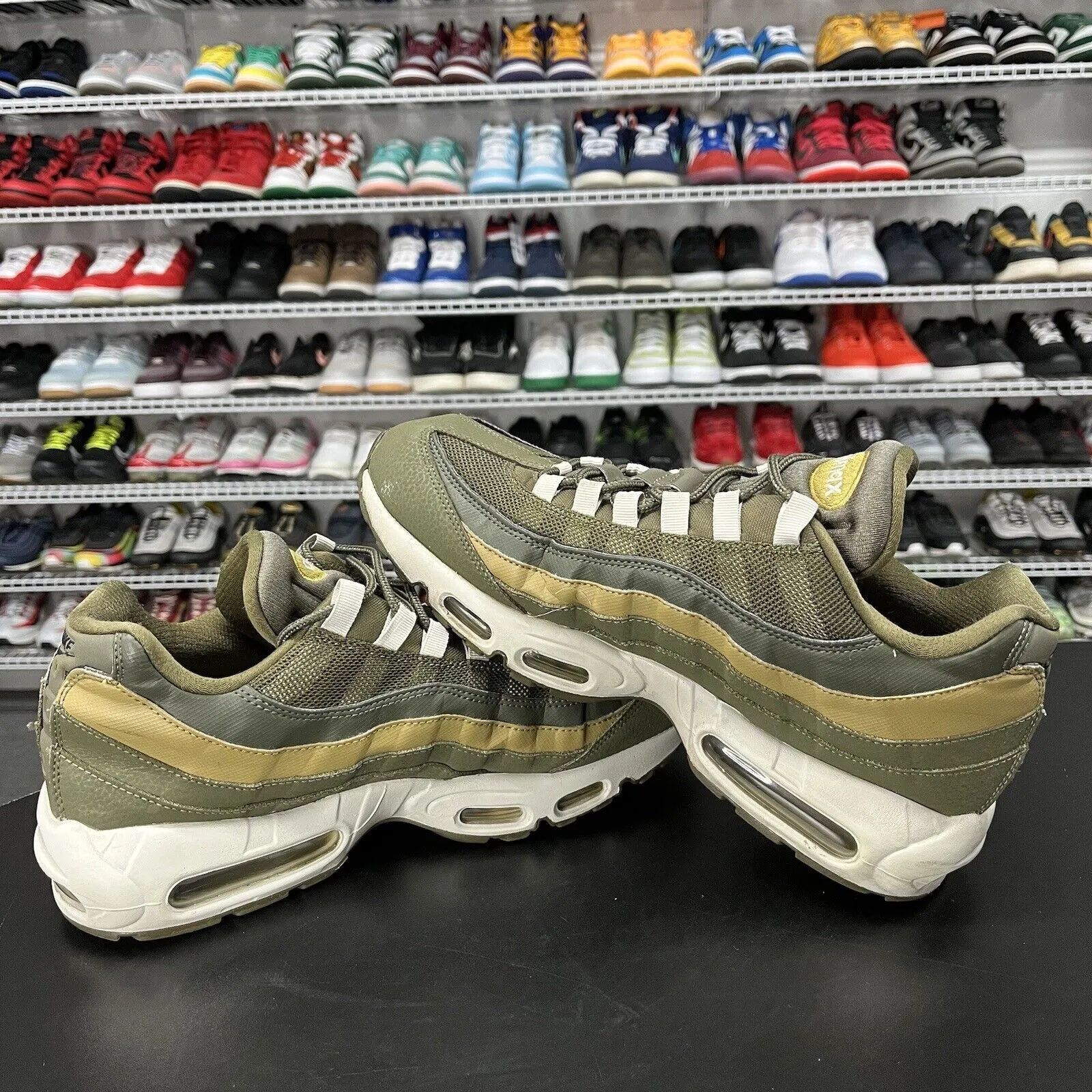 Nike Air Max 95 Essential Olive Canvas 2018 749766-303 Men's Size 11 No Insoles